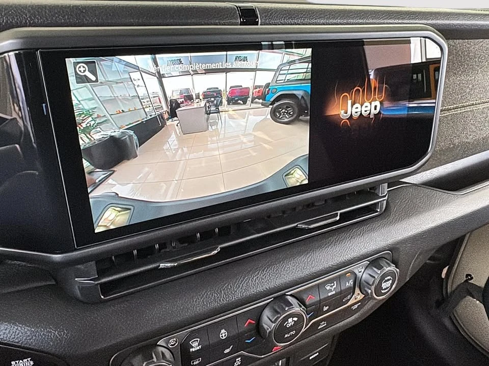 2026 Jeep JT Gladiator - Image 18 of 20