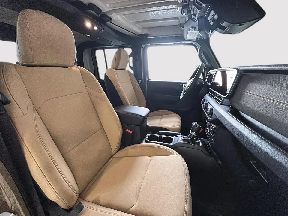 2026 Jeep JT Gladiator - Image 11 of 20