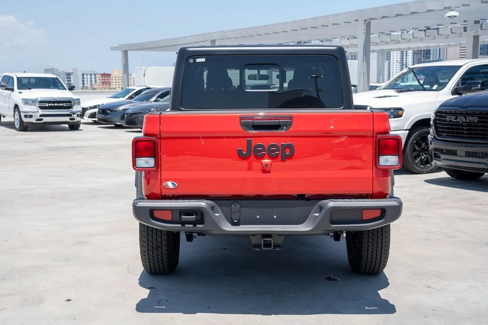 2026 Jeep JT Gladiator - Image 6 of 20