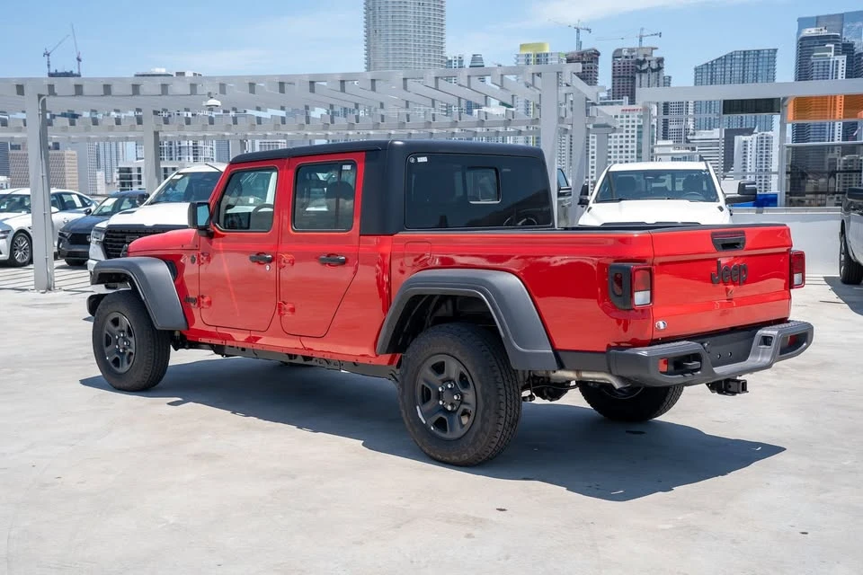 2026 Jeep JT Gladiator - Image 7 of 20