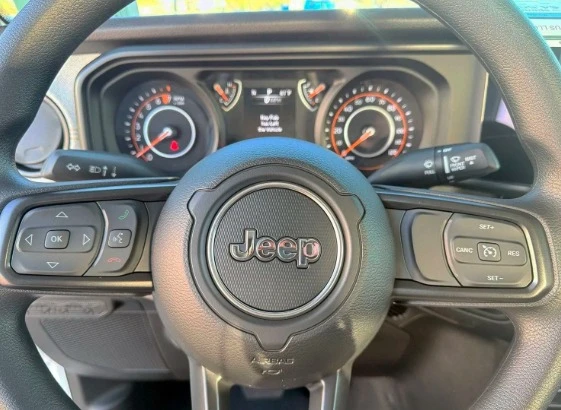 2026 Jeep JT Gladiator - Image 6 of 11
