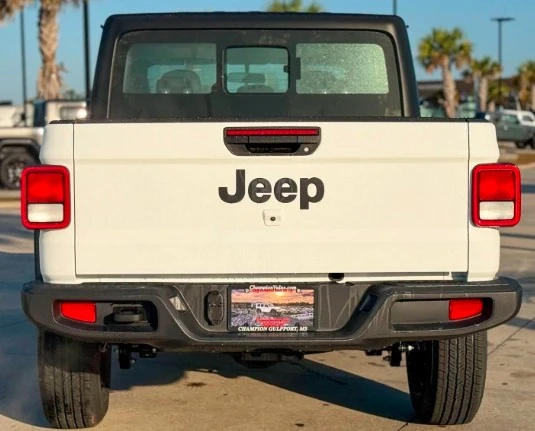 2026 Jeep JT Gladiator - Image 4 of 11