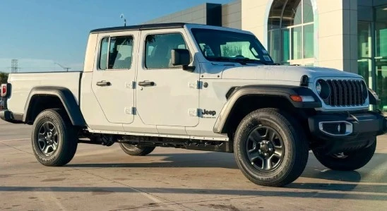 2026 Jeep JT Gladiator - Image 2 of 11