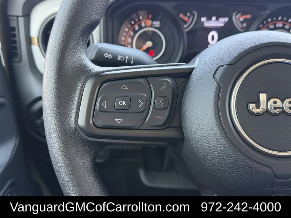 2026 Jeep JT Gladiator - Image 16 of 20