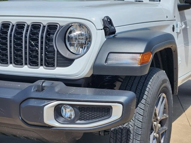 2026 Jeep JT Gladiator - Image 7 of 20