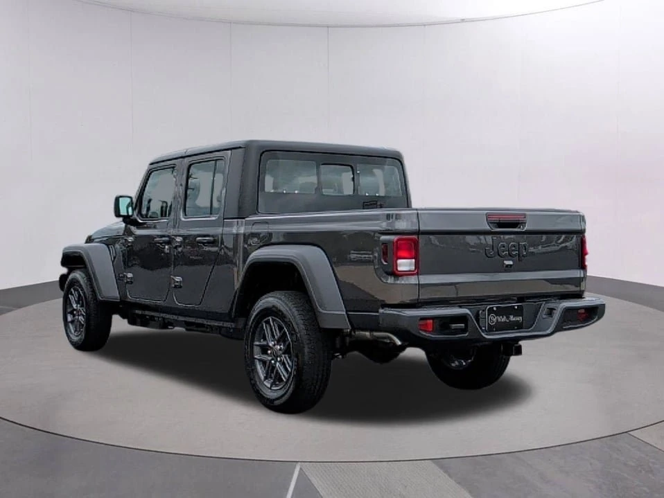 2026 Jeep JT Gladiator - Image 3 of 10