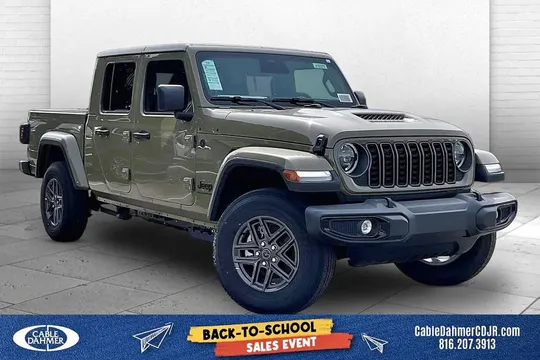 2026 Jeep Gladiator Sport