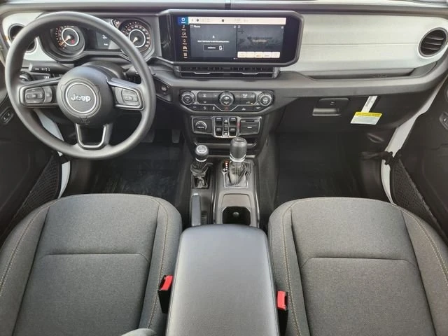 2026 Jeep JT Gladiator - Image 19 of 20