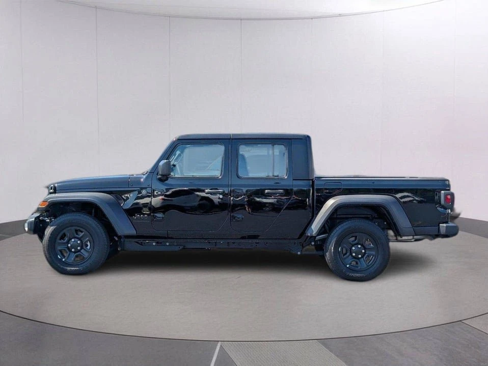 2026 Jeep JT Gladiator - Image 2 of 10