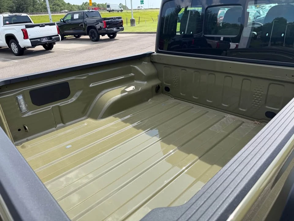 2026 Jeep JT Gladiator - Image 6 of 6