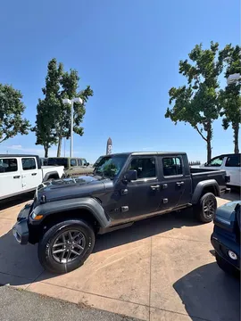 2026 Jeep Gladiator Sport Pickup 4D 5 ft