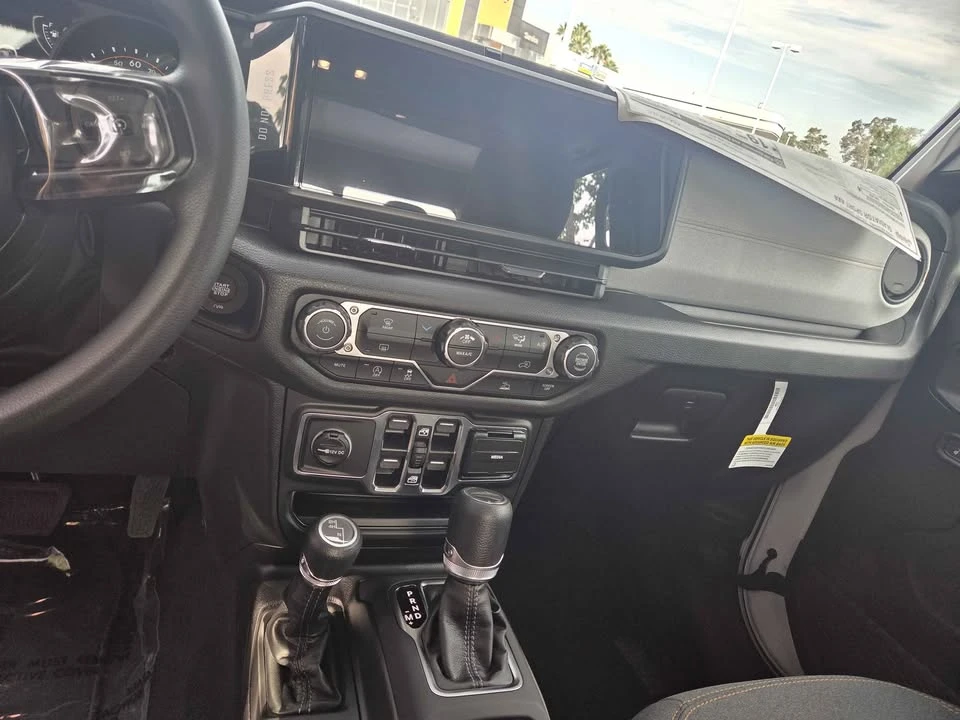 2026 Jeep JT Gladiator - Image 6 of 9