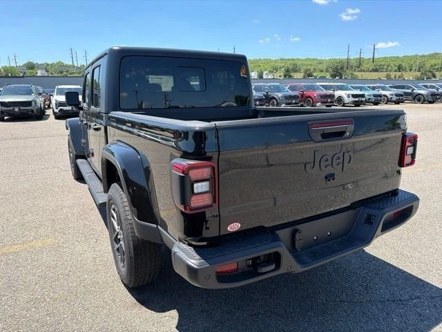2026 Jeep JT Gladiator - Image 5 of 20