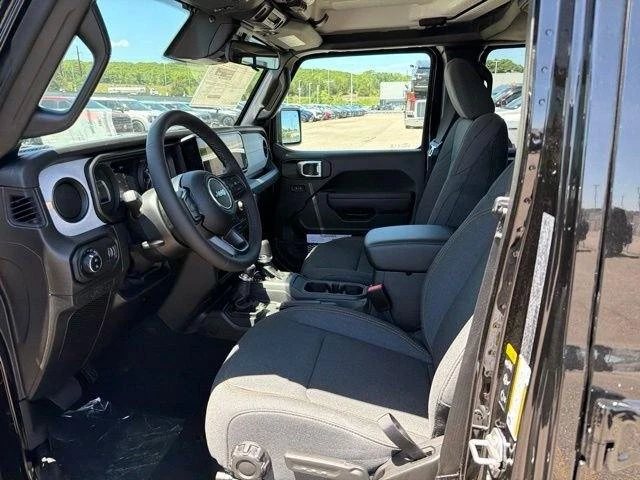 2026 Jeep JT Gladiator - Image 11 of 20