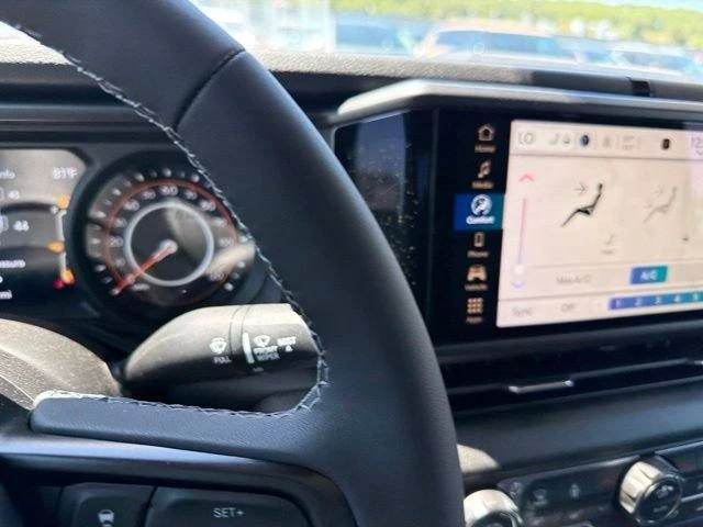 2026 Jeep JT Gladiator - Image 13 of 20