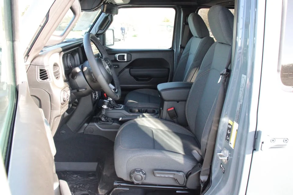 2026 Jeep JT Gladiator - Image 3 of 20