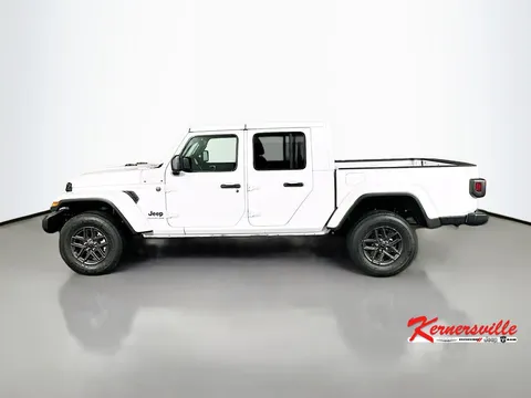 2026 Jeep JT Gladiator - Image 4 of 21