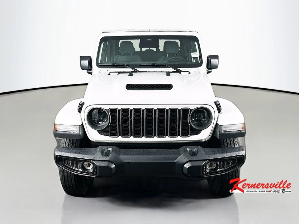 2026 Jeep JT Gladiator - Image 2 of 21