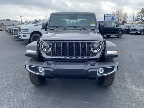 2026 Jeep JT Gladiator - Image 2 of 12