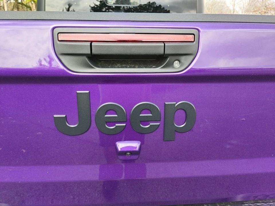 2026 Jeep JT Gladiator - Image 12 of 12