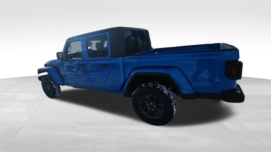 2026 Jeep JT Gladiator - Image 6 of 21
