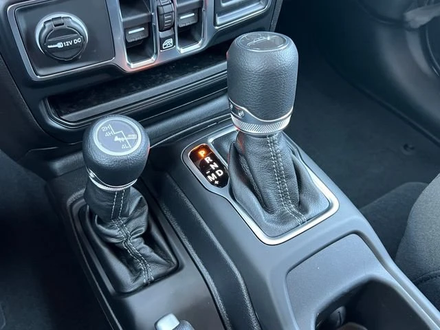 2026 Jeep JT Gladiator - Image 13 of 18