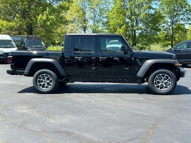 2026 Jeep JT Gladiator - Image 18 of 18