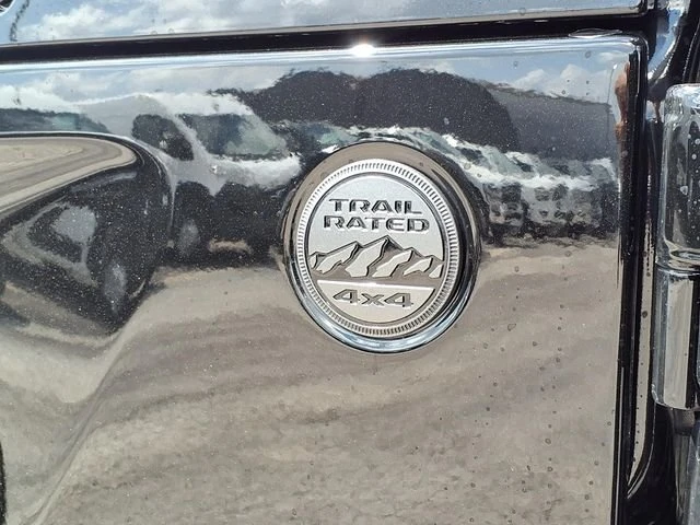 2026 Jeep JT Gladiator - Image 15 of 20