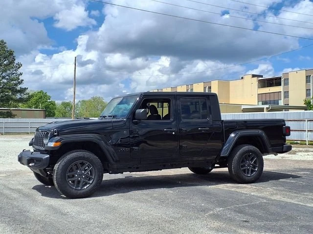 2026 Jeep JT Gladiator - Image 16 of 20
