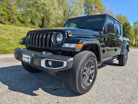 2026 Jeep Gladiator Sport S