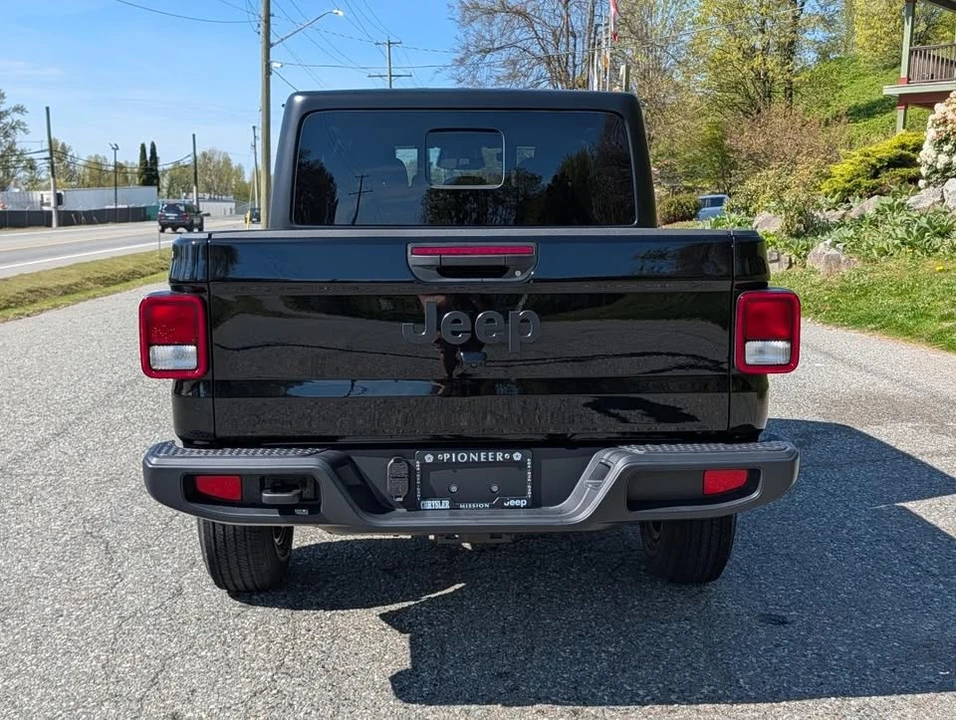 2026 Jeep JT Gladiator - Image 4 of 20
