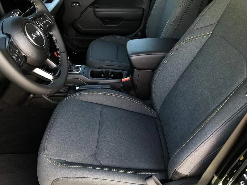 2026 Jeep JT Gladiator - Image 14 of 17