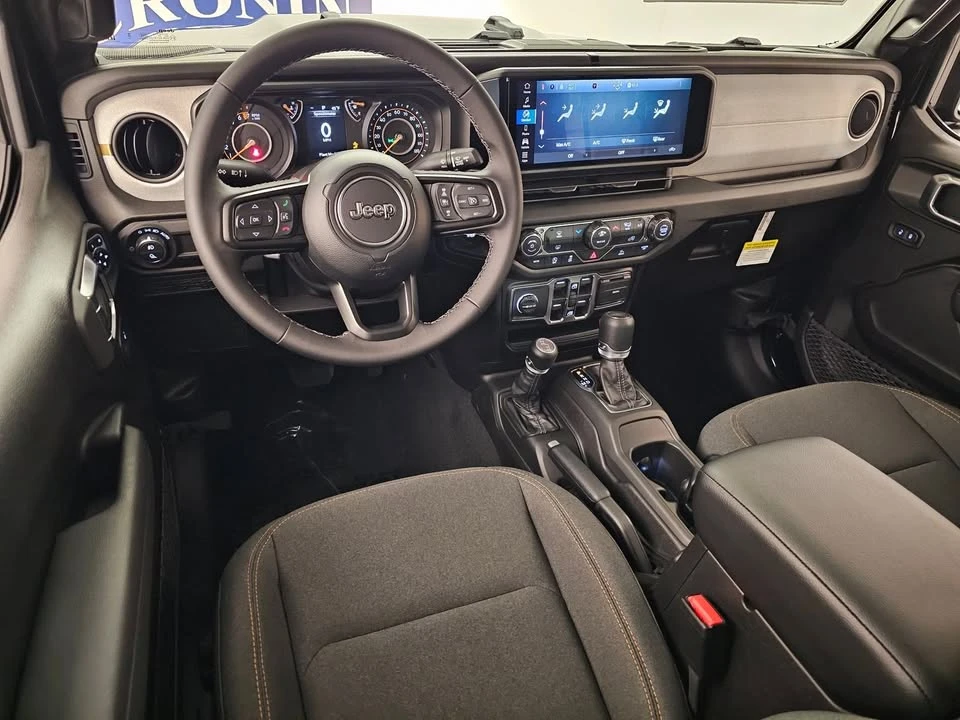 2026 Jeep JT Gladiator - Image 14 of 20