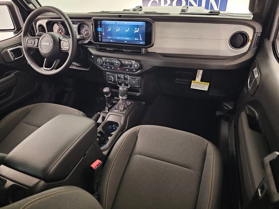 2026 Jeep JT Gladiator - Image 16 of 20