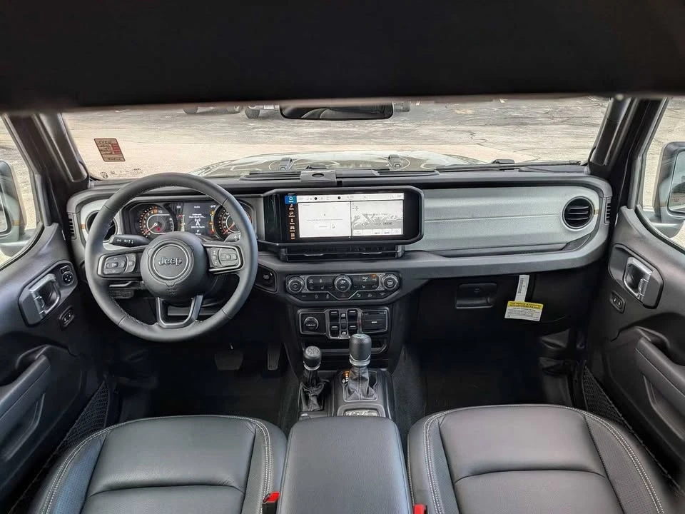 2026 Jeep JT Gladiator - Image 19 of 20