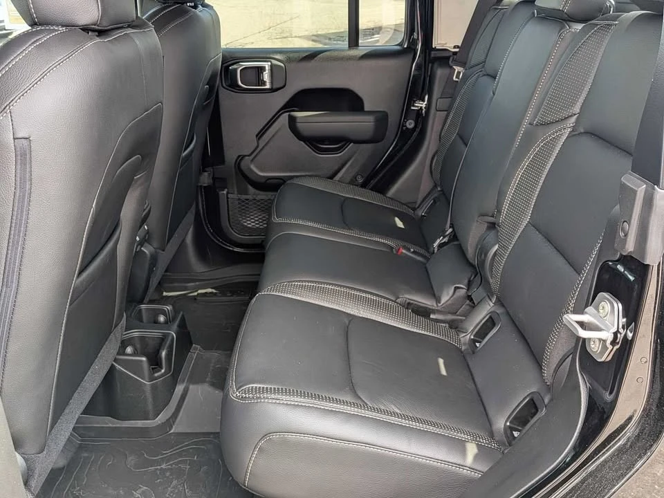 2026 Jeep JT Gladiator - Image 13 of 20