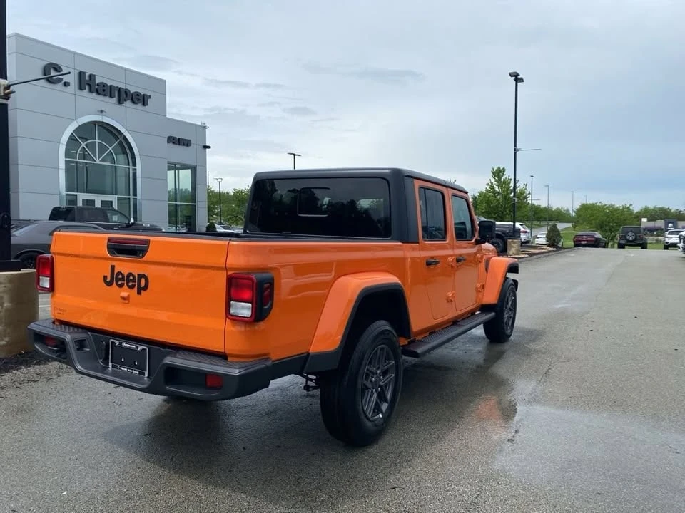 2026 Jeep JT Gladiator - Image 2 of 19