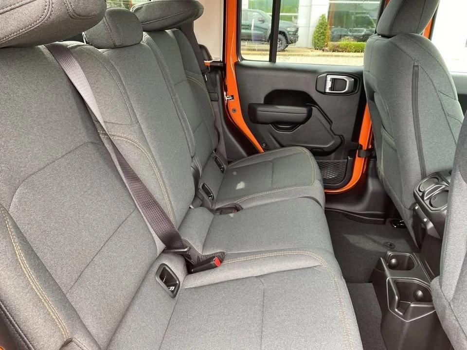 2026 Jeep JT Gladiator - Image 12 of 19