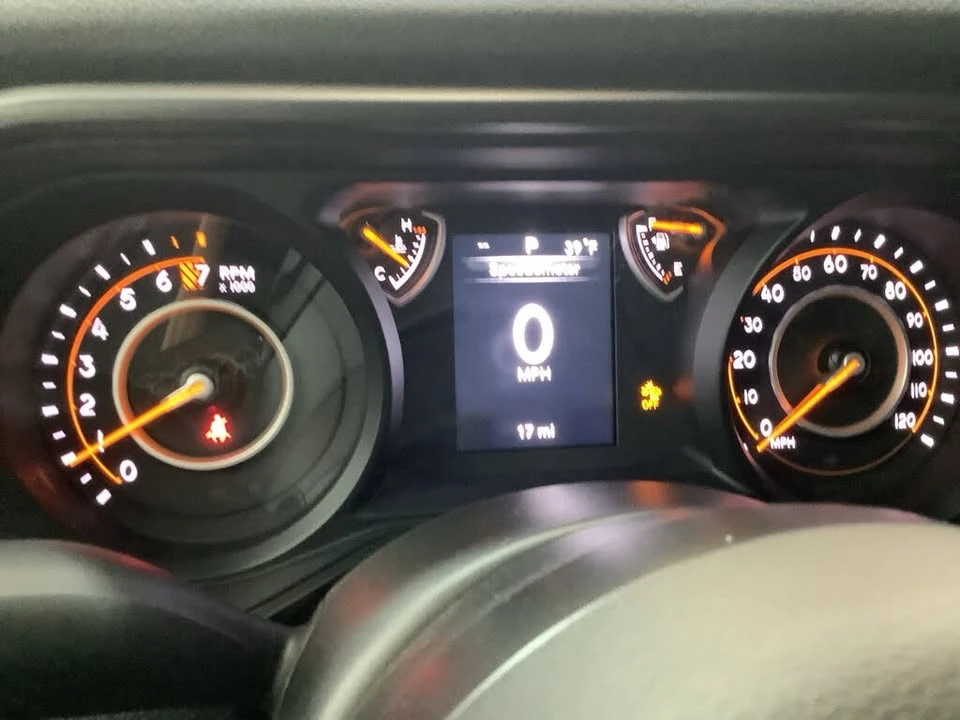2026 Jeep JT Gladiator - Image 14 of 20