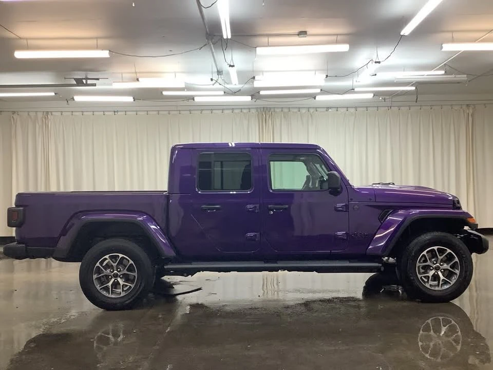 2026 Jeep JT Gladiator - Image 4 of 20