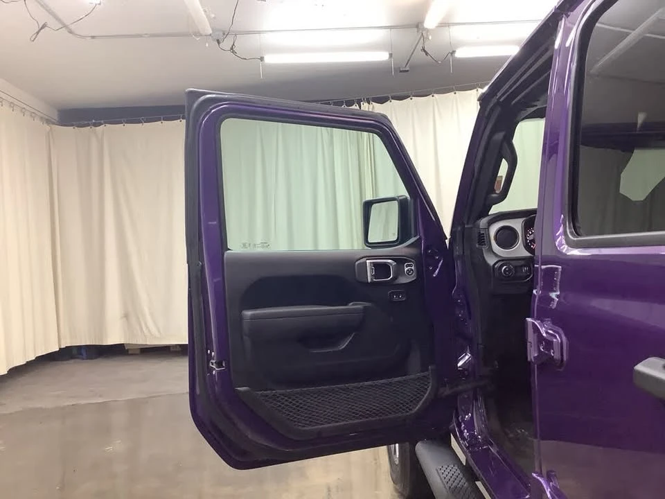 2026 Jeep JT Gladiator - Image 11 of 20