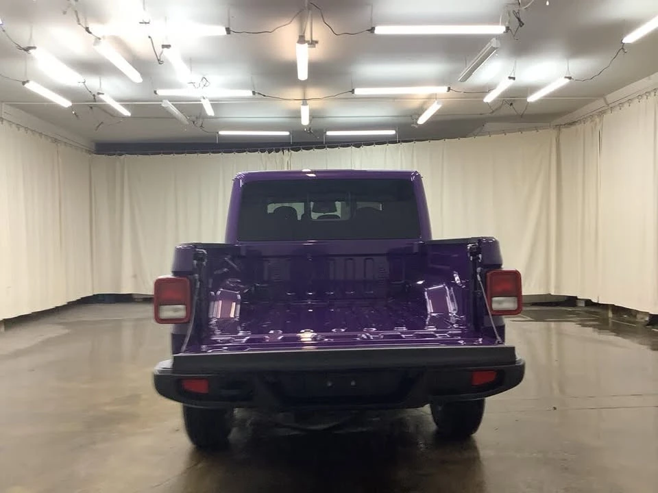 2026 Jeep JT Gladiator - Image 7 of 20