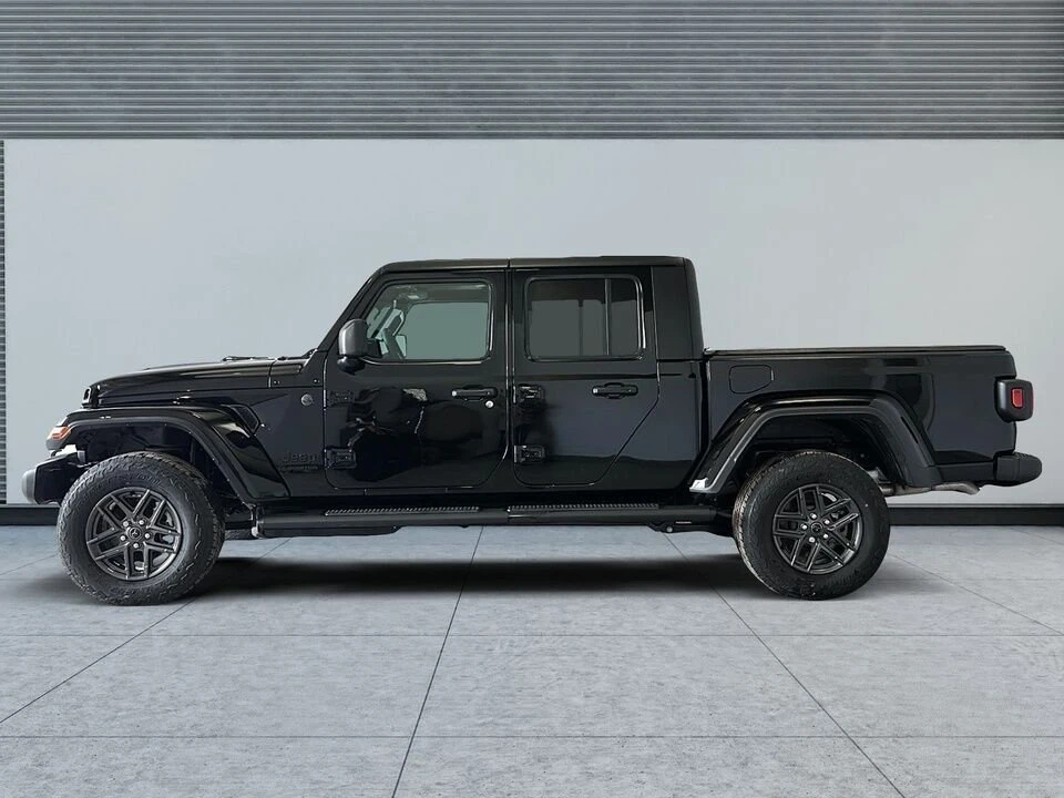 2026 Jeep JT Gladiator - Image 6 of 20