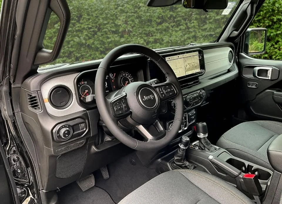 2026 Jeep JT Gladiator - Image 2 of 9