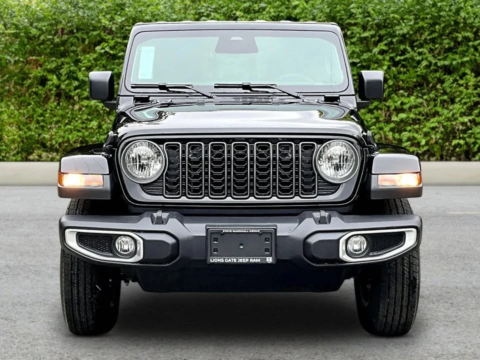2026 Jeep JT Gladiator - Image 5 of 9