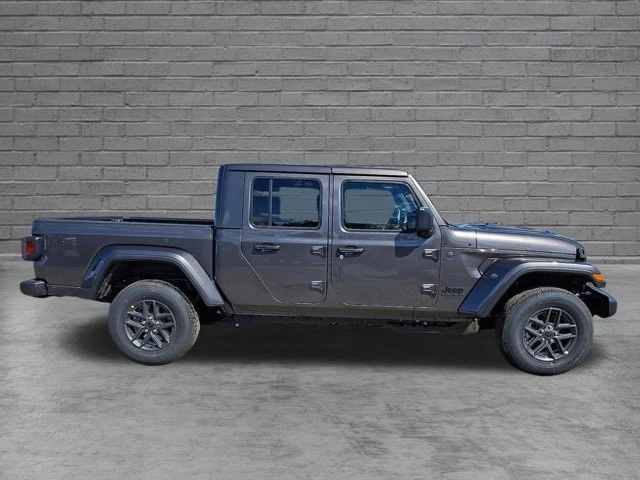 2026 Jeep JT Gladiator - Image 8 of 20