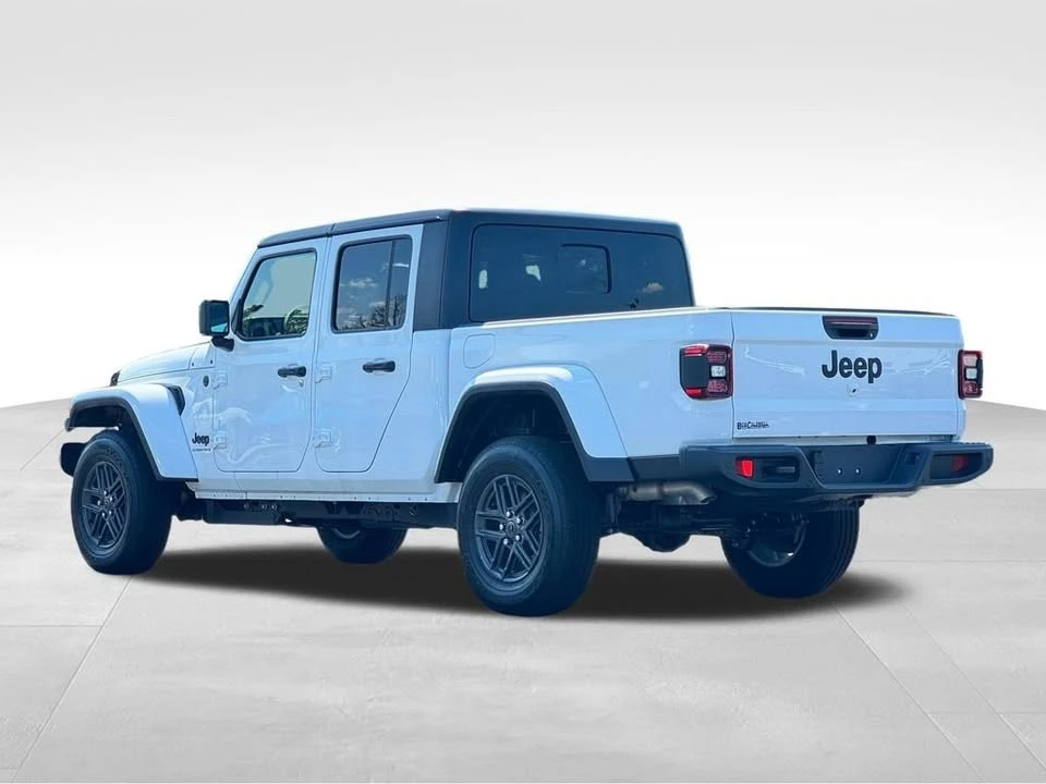 2026 Jeep JT Gladiator - Image 5 of 20