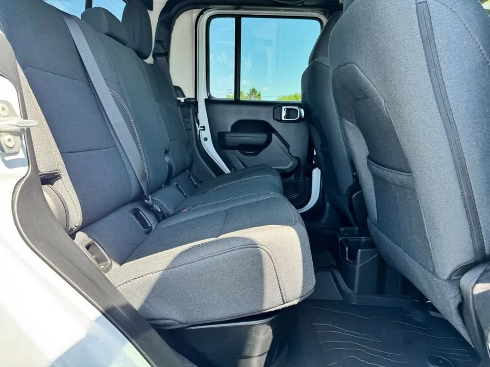 2026 Jeep JT Gladiator - Image 13 of 20