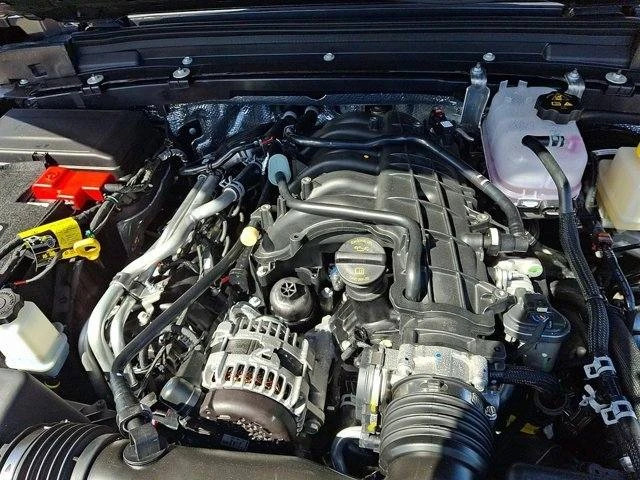 2026 Jeep JT Gladiator - Image 19 of 20
