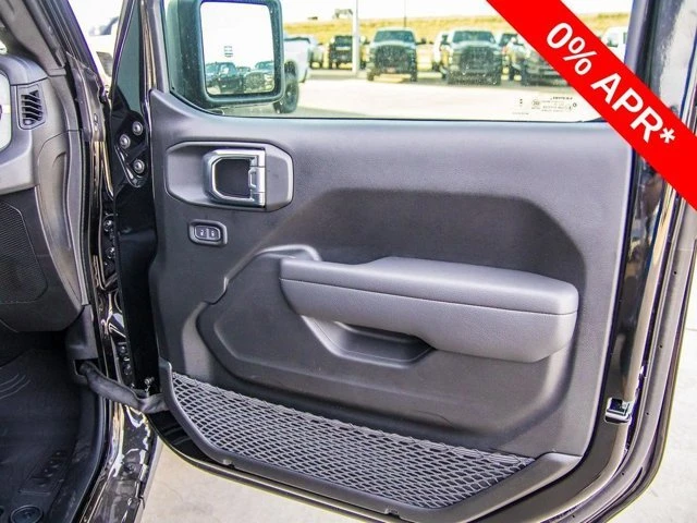 2026 Jeep JT Gladiator - Image 16 of 20